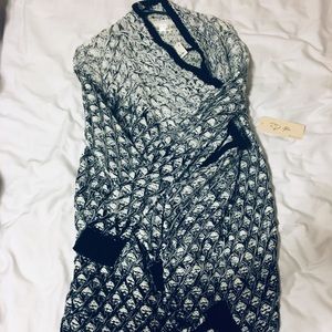 Women’s cardigan sweater
